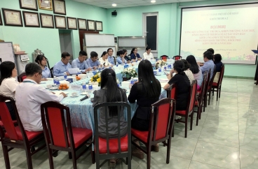Phối hợp tổ chức hội nghị tổng kết thi đua khen thưởng năm 2025 của Khối 2 ngành y tế
