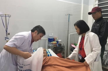 HOẠT ĐỘNG CHĂM LO TẾT CHO BỆNH NHÂN CỦA BỆNH VIỆN CHẤN THƯƠNG CHỈNH HÌNH