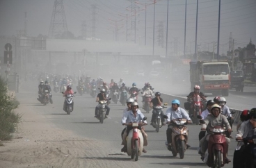 Không khí rơi vào 'vùng cam'