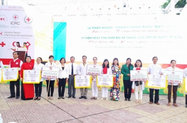 HỘI CHỮ THẬP ĐỎ BỆNH VIỆN CHẤN THƯƠNG TPHCM THAM DỰ KỶ NIỆM NGÀY CHỮ THẬP ĐỎ VÀ TRĂNG LƯỠI LIỀM ĐỎ QUỐC TẾ