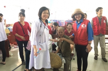 KHÁM VÀ PHÁT THUỐC MIỄN PHÍ CHO 250 BỆNH NHÂN NGHÈO XÃ AN NHƠN HUYỆN LONG THÀNH TỈNH ĐỒNG NAI