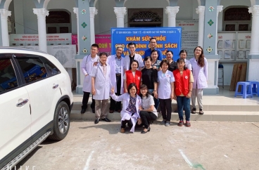 Khám sức khỏe cho gia đình chính sách và người cao tuổi nhân ngày 27/7/2019
